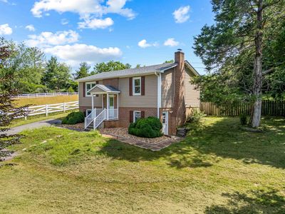 3450 Happy Hollow Rd, Blacksburg, VA, 24060