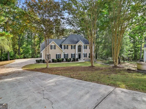 18 Tomahawk Ct, Sharpsburg, GA 30277