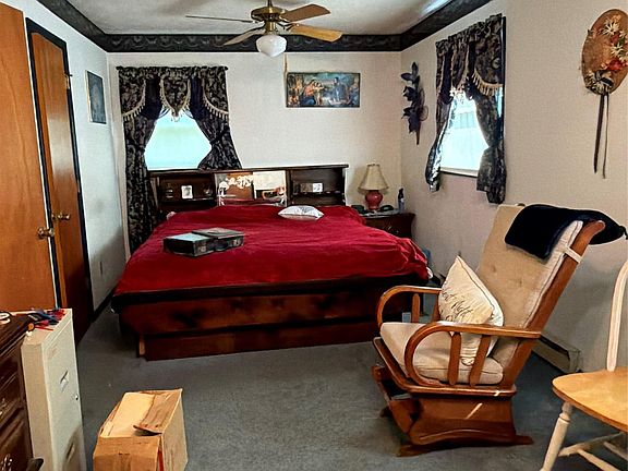 5th image of 1292 Harrington Rd