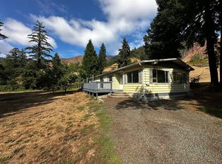 6781 Hubbard Creek Rd, Umpqua, OR 97486