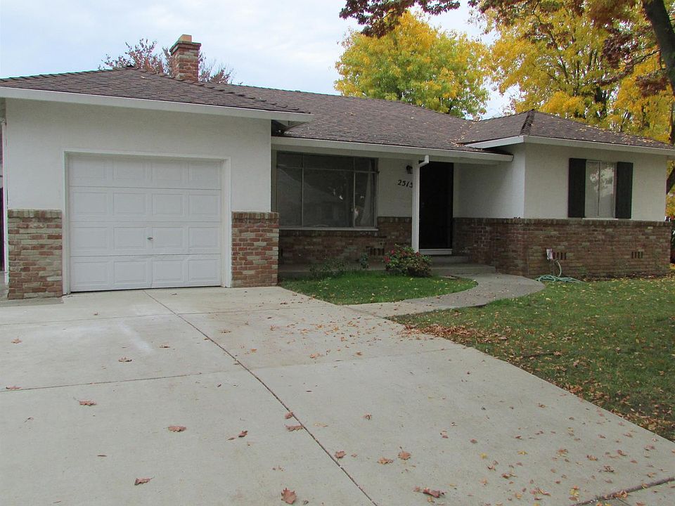 1st image of 2515 Brentley Dr