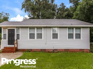 7186 Lucky Dr W, Jacksonville, FL 32208