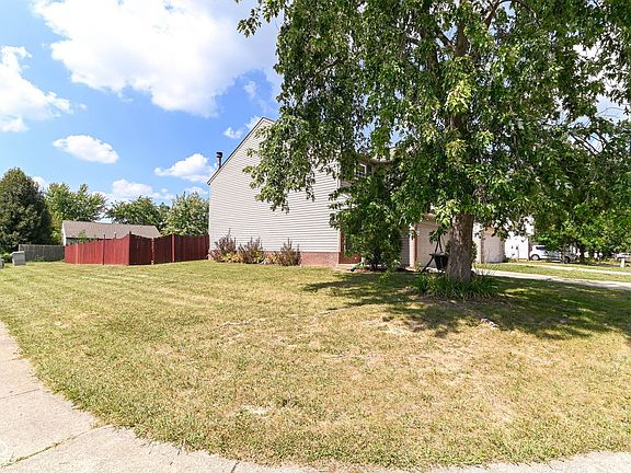 2nd image of 2310 Rostock Ct