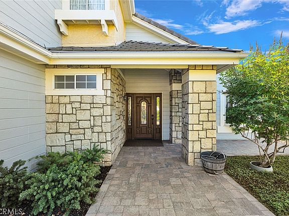 5th image of 11466 Ladd Ave