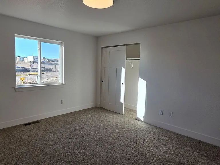 1026 Center Dr — Photo 15