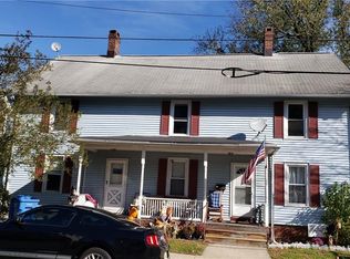 67 Cliff St, Shelton, CT 06484