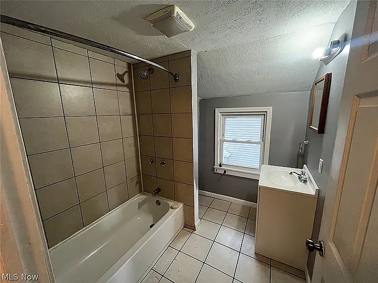 1270 Welsh Ave — Photo 7
