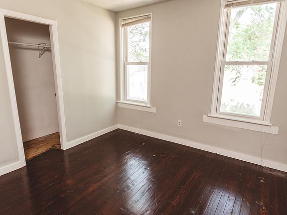 5th image of 1950 W 45th St #1