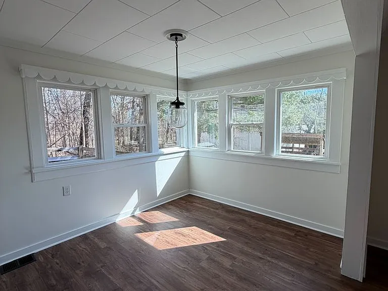 236 Lakeview Dr — Photo 17