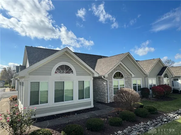 5013 Crescent Ridge Dr, Clayton, OH 45315