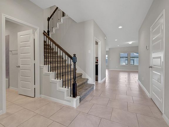 4th image of 3423 Sicily Island Ln