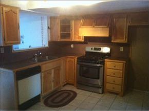 2nd image of 365 Petty Ln