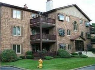 6437 Oak Forest Ave #621, Tinley Park, IL 60477