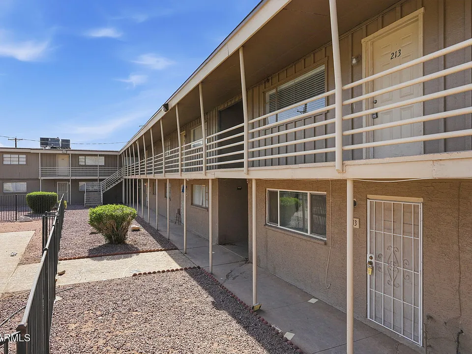 2150 W Missouri Ave #213