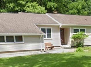 31 Bastian Rd, Rochester, NY 14623