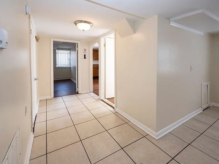 3901 Roosevelt Blvd — Photo 13
