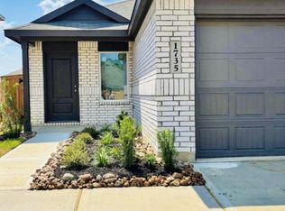 1735 W Stroker Rd, Crosby, TX 77532