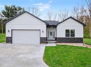 17311 Timber Crk, Holly, MI 48442