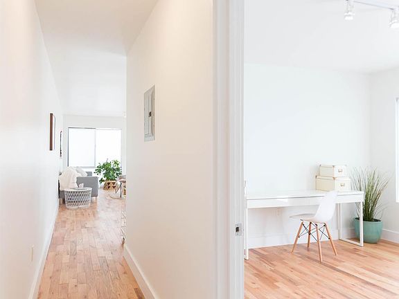 2nd image of 1129 N Virgil Ave #11295