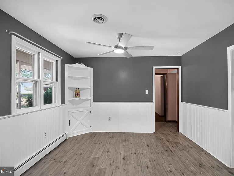 930 Sykesville Rd — Photo 13