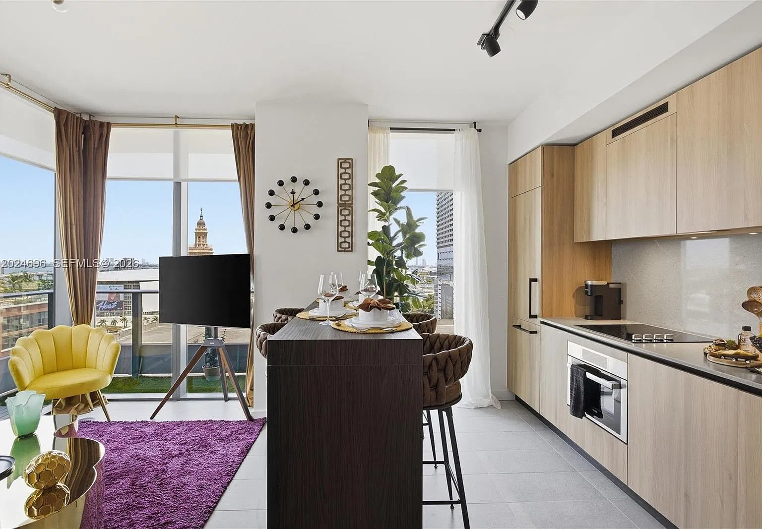 501 First Residences — Photo 4
