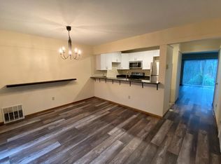 11340 SE 211th Ln APT 52, Kent, WA 98031