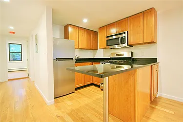 Rented by R New York