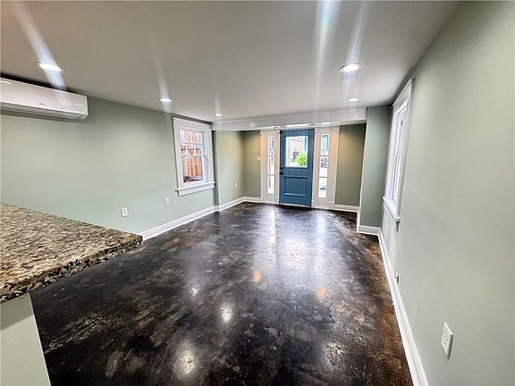 3rd image of 326 N Salcedo St