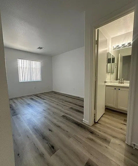 1205 Emerywood Ct #X — Photo 3