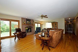 Living Rm/Family Rm
