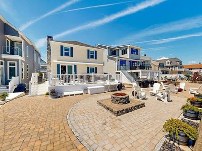 896-896B Shirley St, Winthrop, MA, 02152