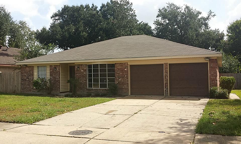 1st image of 16815 Royal Mile Ln