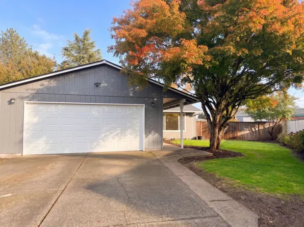 2238 NE 8th Ct, Hillsboro, OR 97124