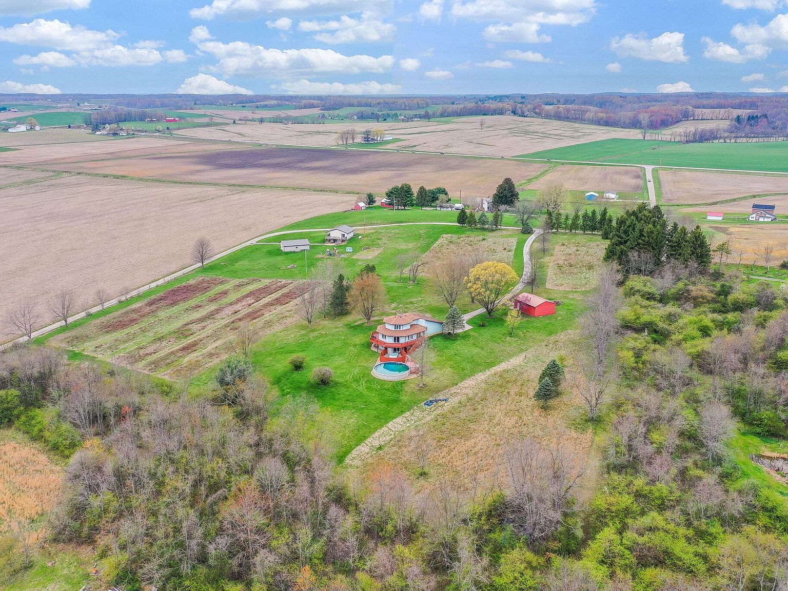 8778 Township Road 36 NW, Somerset, OH 43783 | MLS