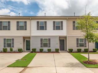 890 Saratoga Dr, Durham, NC 27704