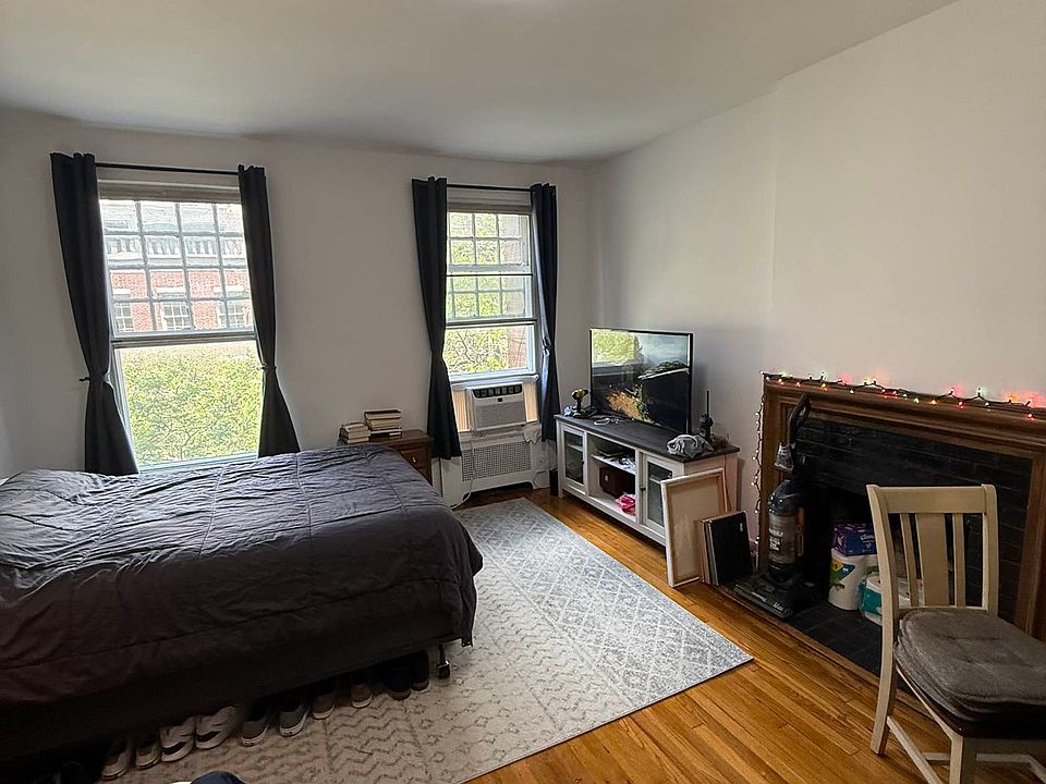 1st image of 42 E 63rd St APT 4A
