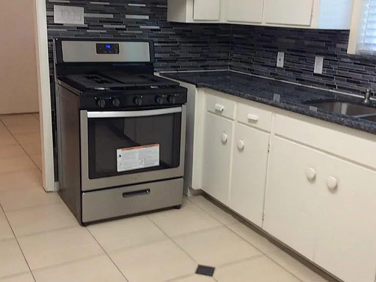 4002 Mischire Dr — Photo 3