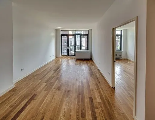 Rented by MNS | media 19