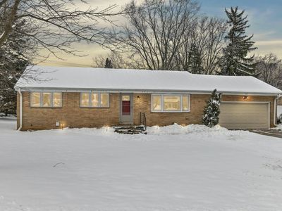 825 Harvey Ave, Brookfield, WI, 53005