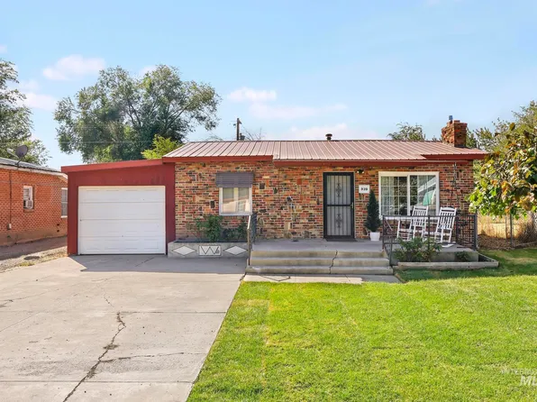 929 Nevada St, Gooding, ID 83330