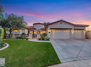 2205 Raleigh Ct, Bakersfield, CA 93311