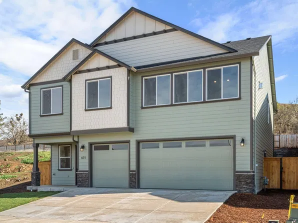 671 Old Waverly Way #21, Eagle Point, OR 97524