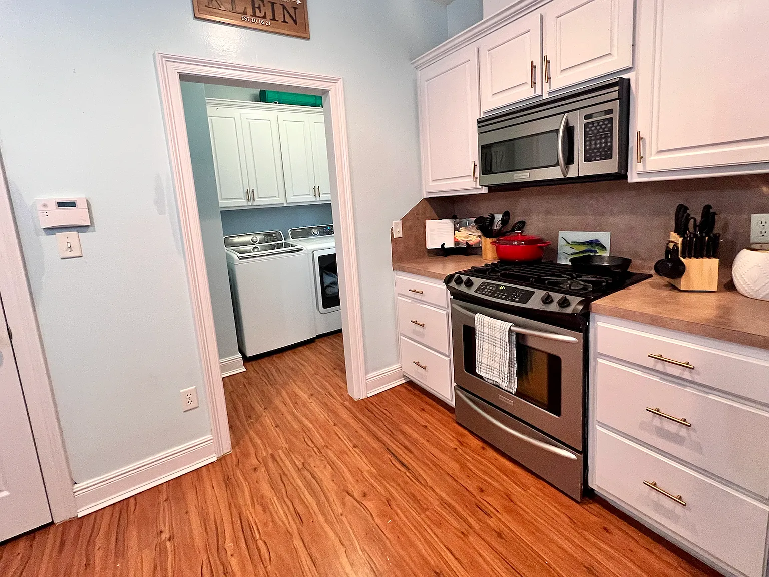 3 bed, 1345 sqft, $2,300 — Photo 4