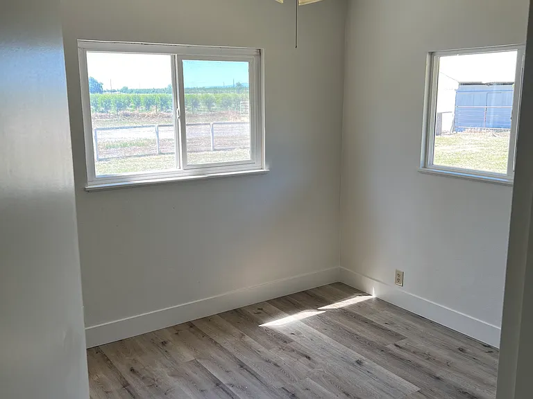 4693 County Rd E — Photo 12