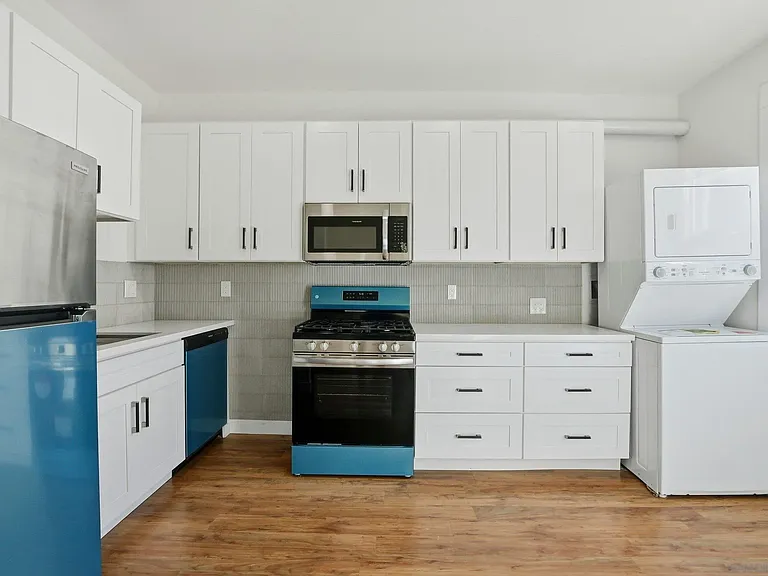 312 Brookes Ave #A2 — Photo 5