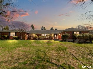 131 Sentinel Hill Road, Derby, CT 06418