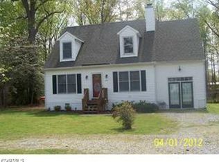 1590 Winona Park Dr, West Point, VA 23181