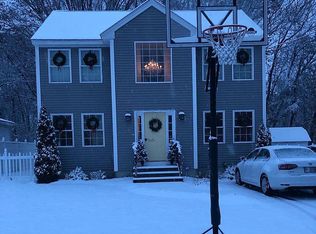 8 Burns St, Nashua, NH 03064