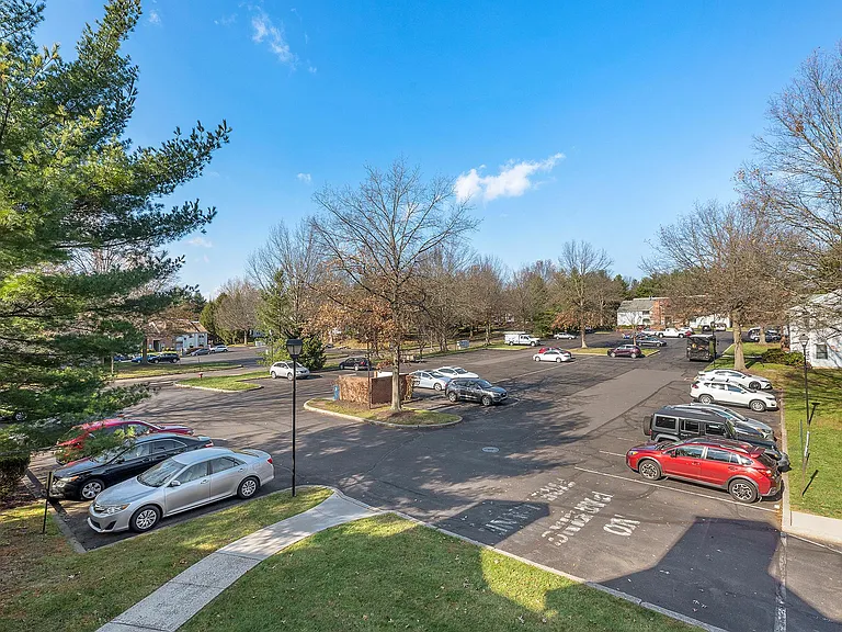 1102 Diamond Dr — Photo 25