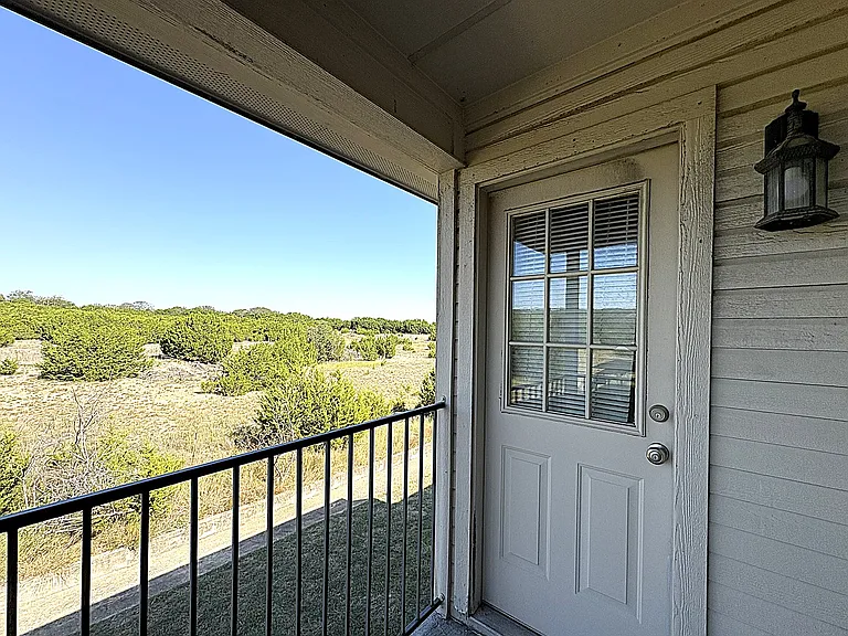 503 Bermuda #C — Photo 3